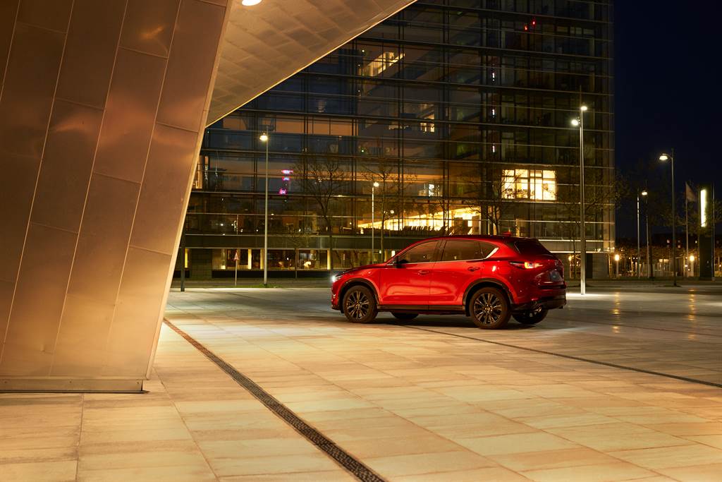 Mazda CX-5 二次小改款將於明年 2 月在台亮相、可能增加 2.5 TURBO 引擎！(圖/CarsStuff人車事)