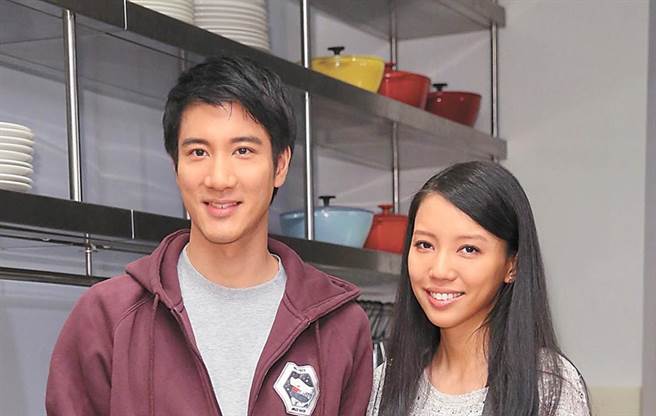 王力宏、李靚蕾在檯面上互控多時，王力宏今終於鬆口道歉。（圖／中時資料照）