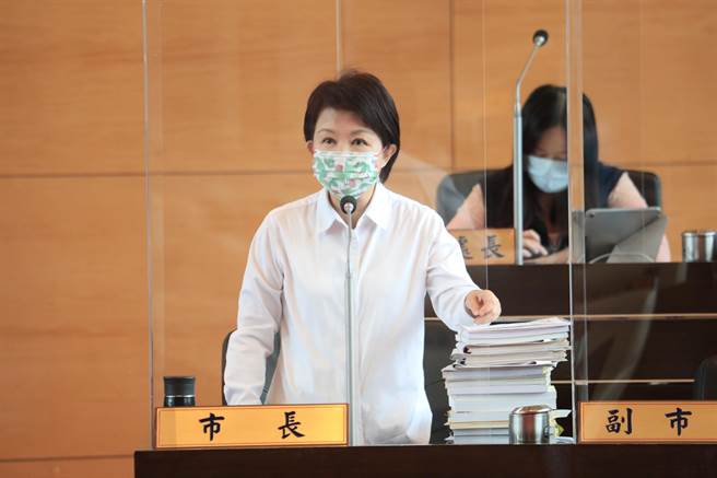 卢秀燕强调，市府为确保市民的健康，卫生局已扩增食安处10倍稽查人员，稽查能量是全国最大，未来市府一定会再持续稽查食品。(陈世宗摄)