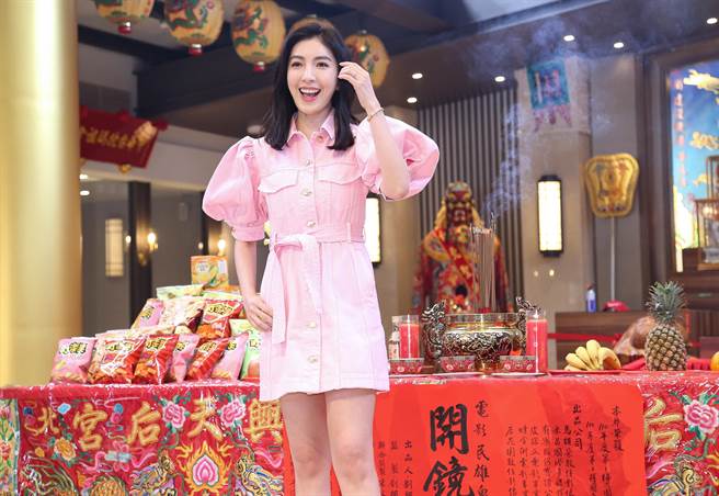 杨谨华今出席鬼片《民雄鬼屋》开镜仪式。（陈俊吉摄）
