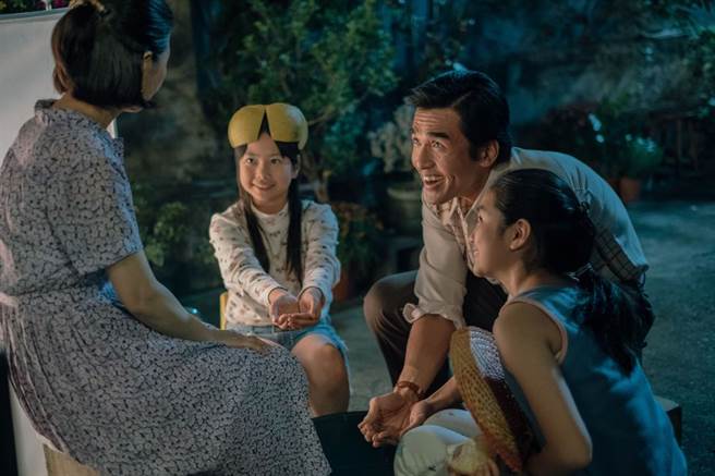 年輕的陳伯昌是由當時41歲的楊一展飾演；王力宏則現年45歲，正可類比。（圖／威視電影）