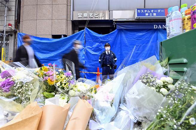 大阪診所火災再添1死，警方在縱火犯住處發現京阿尼案剪報，疑為模仿犯案。(圖／美聯社)