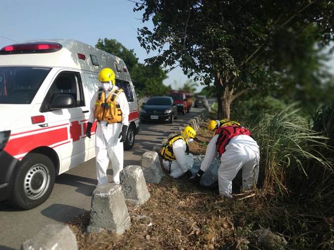 今年10月29日，東螺溪埔鹽段發現一具男性浮屍，屍體已腫脹難辨且部分已經腐爛，身上被層層黑色塑膠袋包覆還綁上空心磚；檢警查出死者身分是家住北部的51歲張姓男子，進而火速偵破是殺人命案。（資料照）