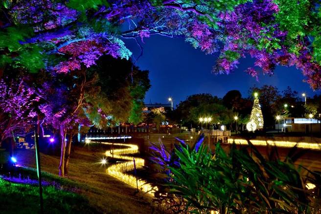 「金色葫芦墩」搭配葫芦墩公园地景，带给民眾全新感官体验。（台中市观旅局提供／王文吉台中传真）