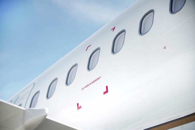 星宇航空分享，客機上的「神秘對焦框」有其特殊功用。（星宇航空提供）