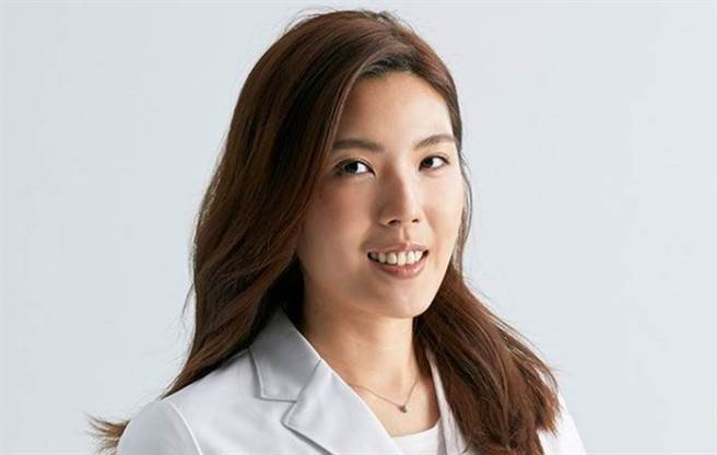 理科太太今日宣布谘商笔记全数退费。（图／IG@理科太太）