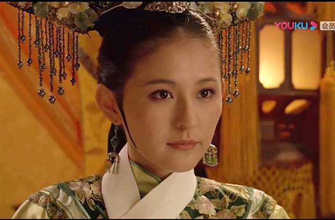 「新疆四美」之一的热依扎过去曾在《后宫甄嬛传》饰演「寧贵人」一角。（图／翻摄自优酷）