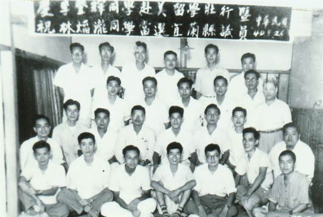 1951年08月26日台大农经系时期的李登辉。（中时报系檔案照片）