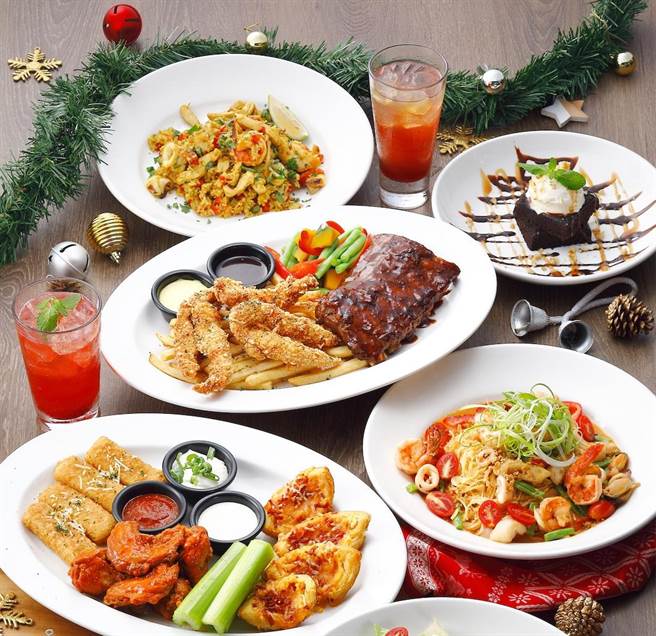 统一时代百货台北店的TGI Fridays耶诞新年双人套餐，推荐价2199元，另有四人套餐，推荐价4099元。（统一时代百货台北店提供）