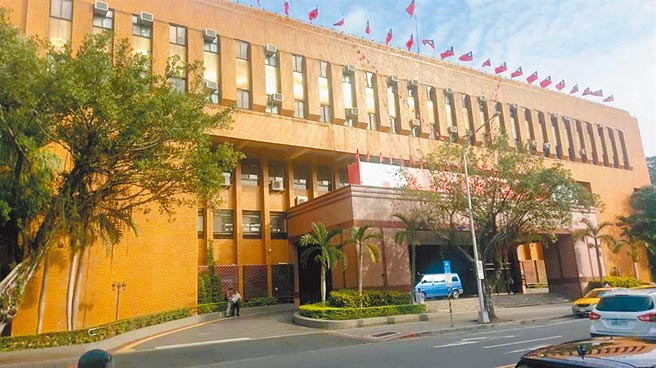 监察院长陈菊不满国民党立委曾铭宗、许淑华、高雄市议员陈丽娜3人举行记者会质疑她在高雄市长任内不当使用高雄气爆善款，控告3人妨害名誉，台北地检署(见图)21日不起诉曾铭宗3人。(本报资料照片)