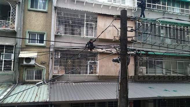 新北市永和区23日上午惊传枪响。(翻摄PTT)
