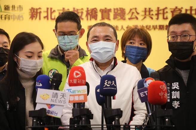 新北市长侯友宜侯友宜今（23日）回应，民眾关心的是如何大家放下、团结，让中华民国台湾这块土地的人民能够过得更好。（叶书宏摄）