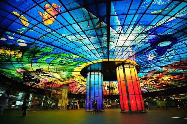 林姓男子在社群平台上放话要于高雄捷运美丽岛站杀人，遭到警方逮捕。图为美丽岛车站。（图／达志影像）