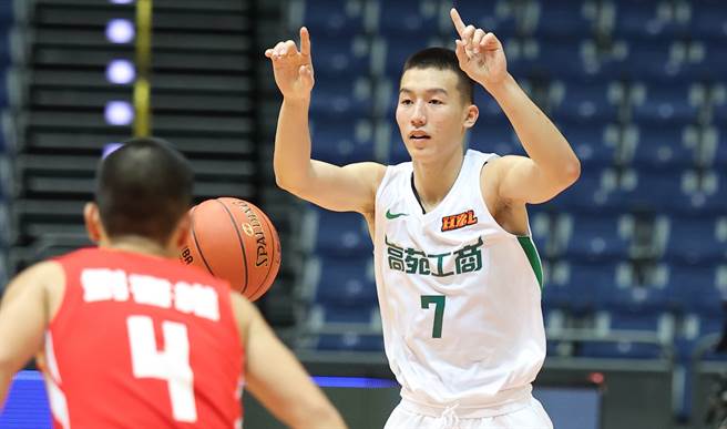 罗羽翔（右）是高苑本季攻守核心。（高中体总提供）