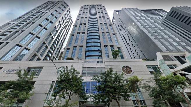 新北市地王为板桥板信商业银行双子星总部大楼。（摘自Google Maps）