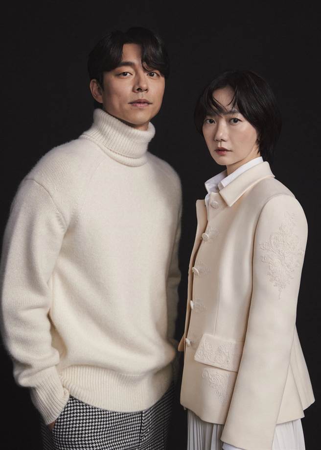 孔刘（左）、裴斗娜是同龄，很快就变成好友。（Netflix提供）