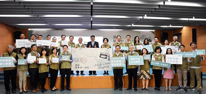 屏東縣長潘孟安執政七周年，率領縣府團隊繳出亮眼成績單。（林和生攝）