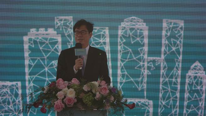 厂商在这里选地，证明市府团队与厂商都有信心，而且有决心，要跟大家打世界杯，要进军国际市场。（林雅惠摄）