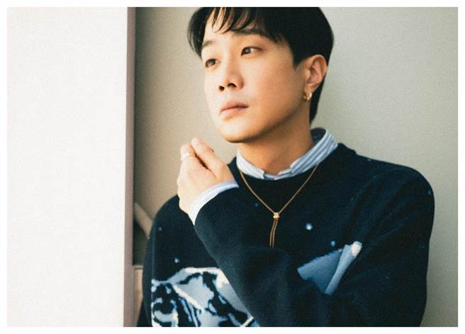 金鐘視帝薛仕凌佩戴De Beers鑽石珠寶，Horizon珠寶有著旭日東昇的意義，代表蒸蒸日上的星運。（ De Beers提供）