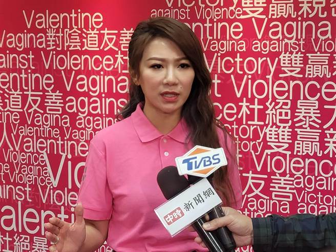 佩甄認為女生要懂得保護自己，遇到怪怪的對象就快跑。（鄭宜熏攝）