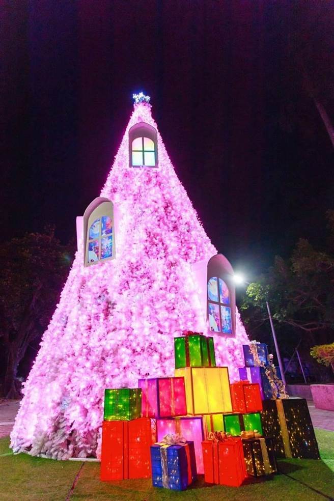 2021屏東聖誕節絢麗登場。（資料照／屏東縣政府提供）　　
