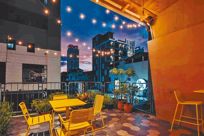 DEPOT by nest空間規畫搭配LOFT裝潢設計風格，營造宛如倉庫的工業風選貨店。（nest巢‧家居提供）