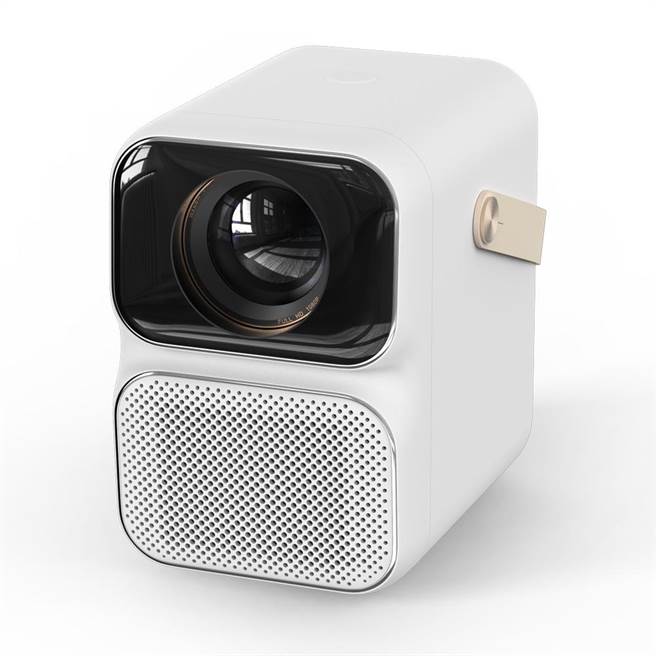 PChome 24h购物祭万播Wanbo Full HD智慧投影机T6 Max 携带式（台湾代理版）限时优惠，原价1万3900元，27日到28日限时特价9900元。（万播提供）