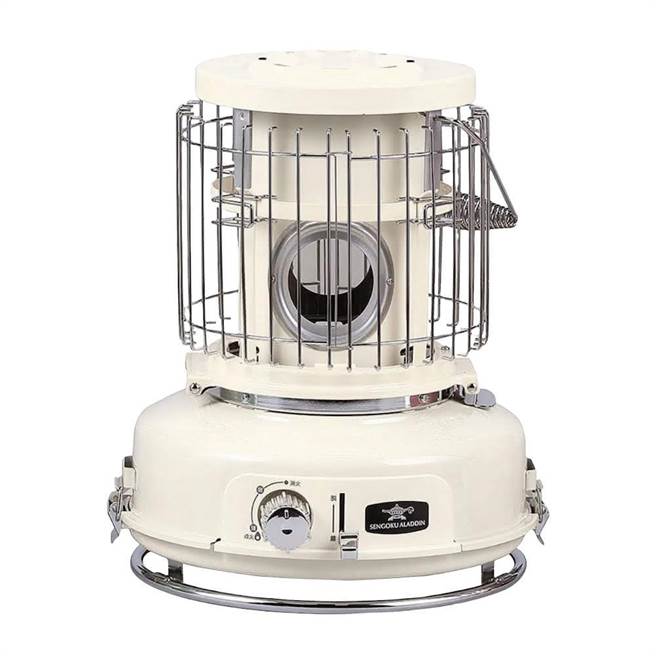 momo购物网的日本Aladdin阿拉丁携带式卡式瓦斯暖炉，原价1万8000元，1月31日前特价1万3640元。（momo购物网提供）