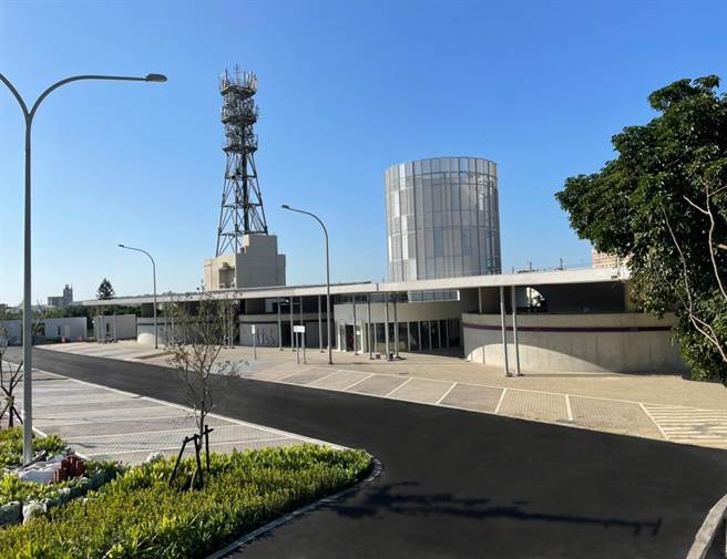 交通部高速公路局斥资3亿元打造杨梅休息站，今日下午正式启用营运。（高公局提供／陈佑诚传真）