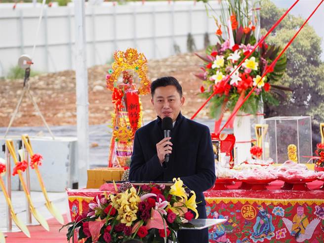 新竹市长林智坚表示，竹科X将以软扶硬、软硬整合，2024年完工后将创造2800个就业机会。（陈育贤摄）