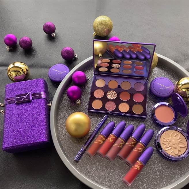 LISA选择紫色和闪耀光泽作为限量联名彩妆主要外观，以凸显出现代而迷人的感觉，包装上的签名选择带有萤光感的黄色，像是闪耀的霓虹灯，为这个系列带来酷酷的嘻哈感和都市氛围。（邱映慈摄）