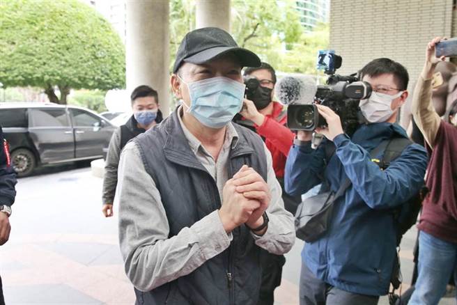 新北市议会25日举办议员就职三周年暨新北市／台北县歷届议员联谊活动，曾任台北县议员的前高雄市长韩国瑜伦亲自出席与会。（杜宜谙摄）
