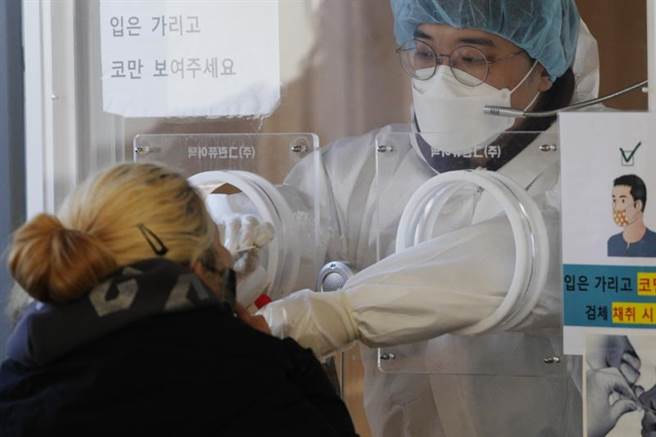 韓國研發新型PCR檢測試劑，聲稱可將檢測時間從3到5天大幅縮短成3到4小時。（圖／美聯社）