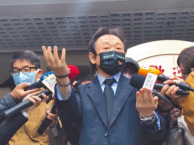 民进党提《地制法》径付二读，王世坚痛批权力傲慢「合法却不正当」。（杨亚璇摄）