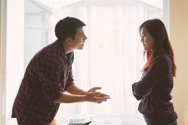 夫妻迷上交换伴侣性爱趴，人夫「私约」女炮友害她赔30万。（图／达志影像）