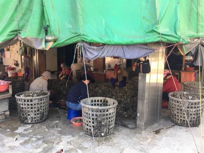 勞工局長張大春強調，保障勞工合法權益，呼籲事業單位勞工元旦出勤應依法給薪。（台中市政府提供）