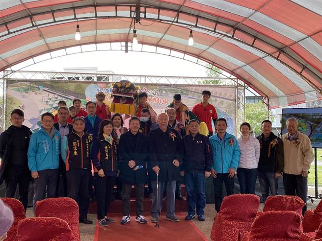 位于新竹县芎林乡的公一、公三公园将成为新竹县22座特色公园计画之2，26日举办动土典礼，预计明年完工。（庄旻静摄）