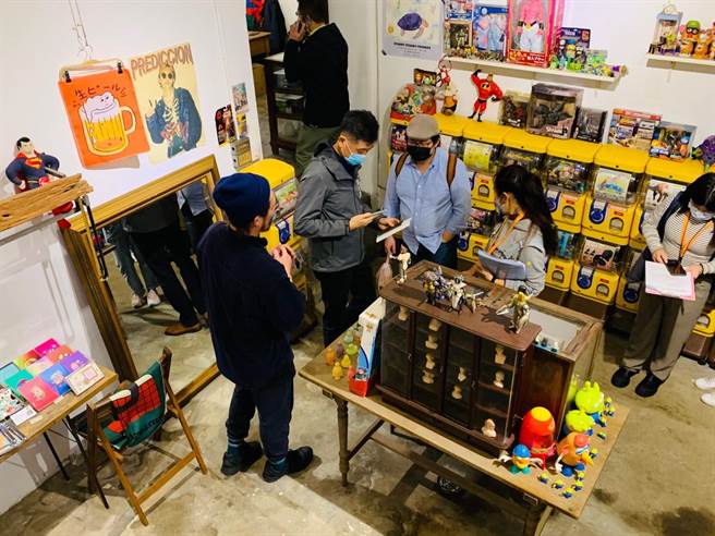 新竹市政府「小堑有约─新竹市小旅行」，年底推出旧城百货路线，将带大家走进300年歷史的旧城区特色老店。（陈育贤摄）