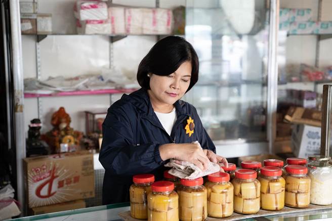 云林县政府藉由微电影《草岭爱情故事》，预告明年草岭149甲线通车。（云林县政府提供／张朝欣云林传真）