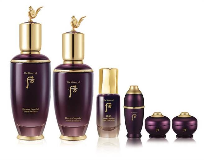 Whoo后还幼尊宠肌础组，1万2500元。（Whoo后提供）