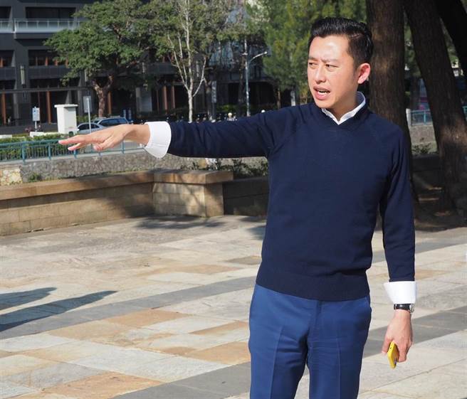 民进党新竹市党部主委陈建名认为，新竹市长林智坚在新竹市的执政表现，深受市民认同。（陈育贤摄）
