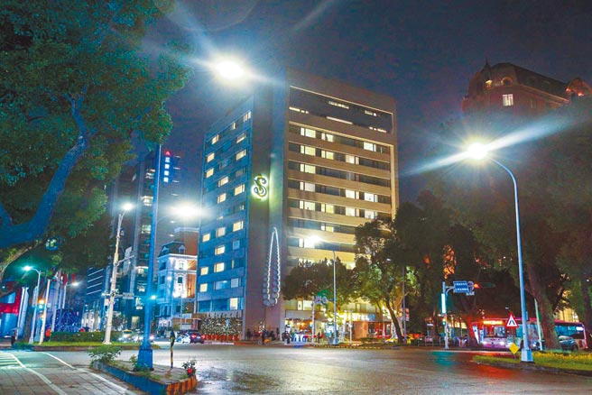 王力宏昨未出关，仍持续留在S Hotel进行隔离。（罗永铭摄）