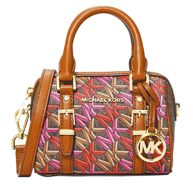 板桥大远百MICHAEL KORS Bedford印花迷你提包，1万2400元。（远百提供）