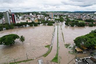 巴西豪雨成災2水壩接連潰堤 衝擊至少40萬人