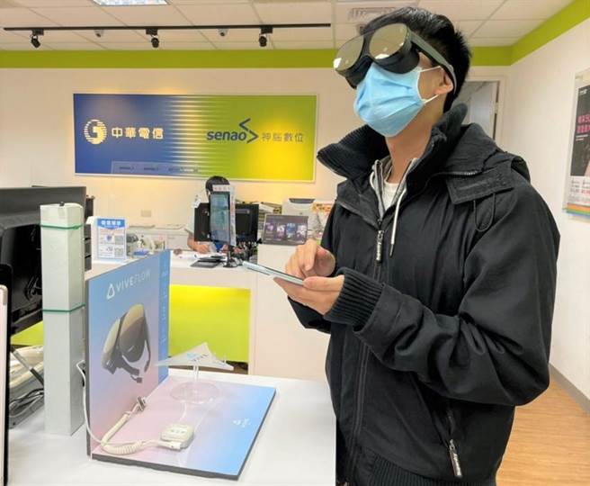 （神脑国际全台51间门市开放体验元宇宙。图／神脑国际提供）