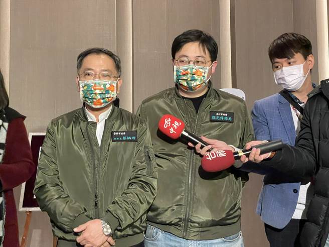 陳思宇辭中央委員挨轟「沒繳錢落跑」，蔡炳坤認為應運用智慧解決問題。（楊亞璇攝）