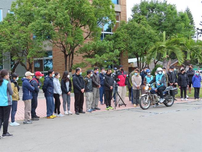 東勢林區管理處招考約僱森林護管員，甄試符合資格40人，錄取率為12.5％，競爭激烈。（東勢林區管理處提供）