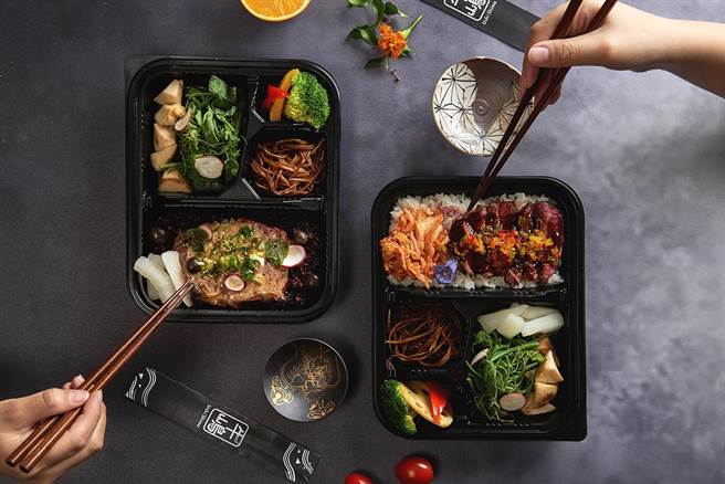 台茂日本展，牛鳩黑毛和牛的和牛便當388起。(台茂提供／蔡依珍桃園傳真)