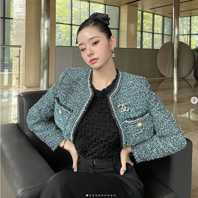 宋智雅于《单身即地狱》中身穿大牌，传出富二代背景，但她于自己频道澄清并非富二代。（翻摄自宋智雅IG）
