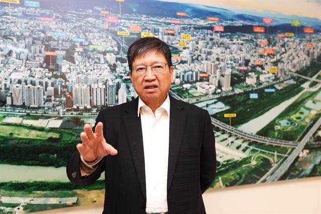 新竹县长杨文科指林智坚参不参选是个人考量的事情。（罗浚滨摄）
